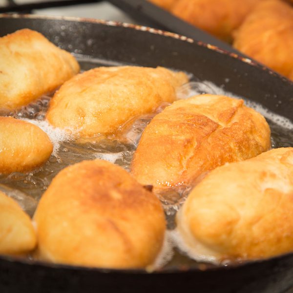 Comida típica de Colombia: carimañolas.