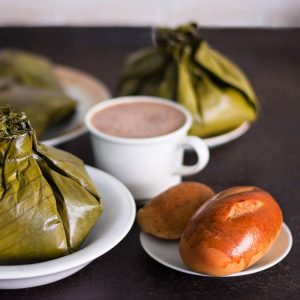 Aprende a preparar un Tamal Colombiano