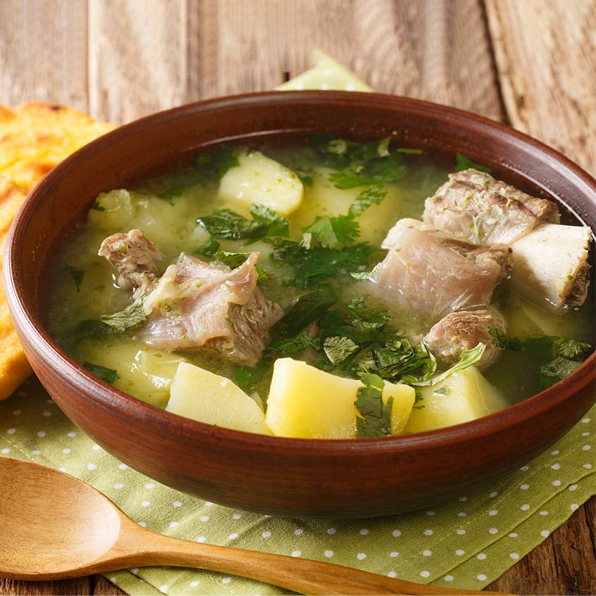 Desayunos colombianos: Caldo de costilla con Campi®