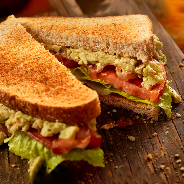 Sándwich de jamón y queso